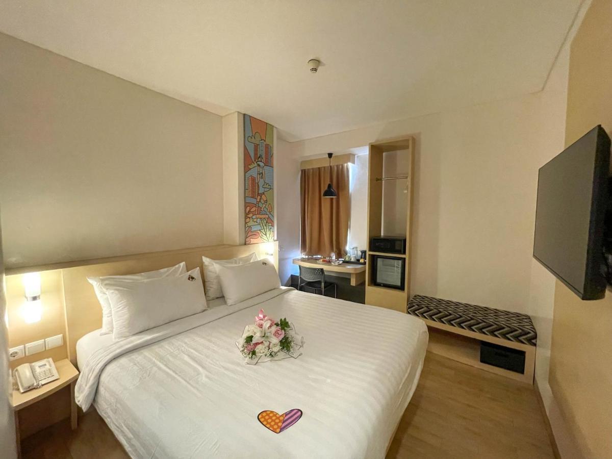 Maxone Premier Melawai Hotell Jakarta Rum bild