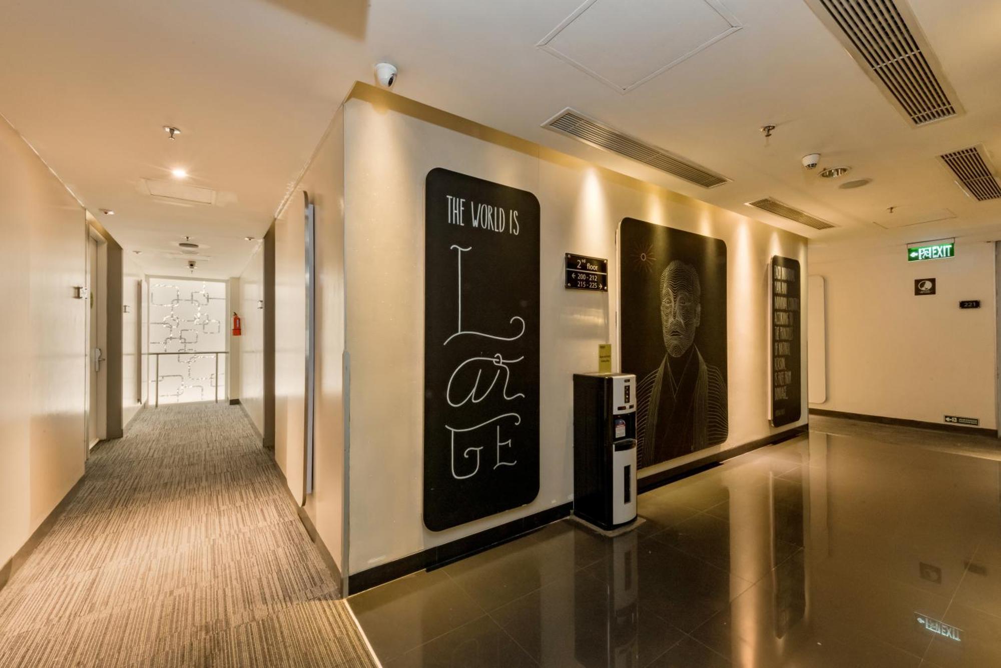 Maxone Premier Melawai Hotell Jakarta Exteriör bild