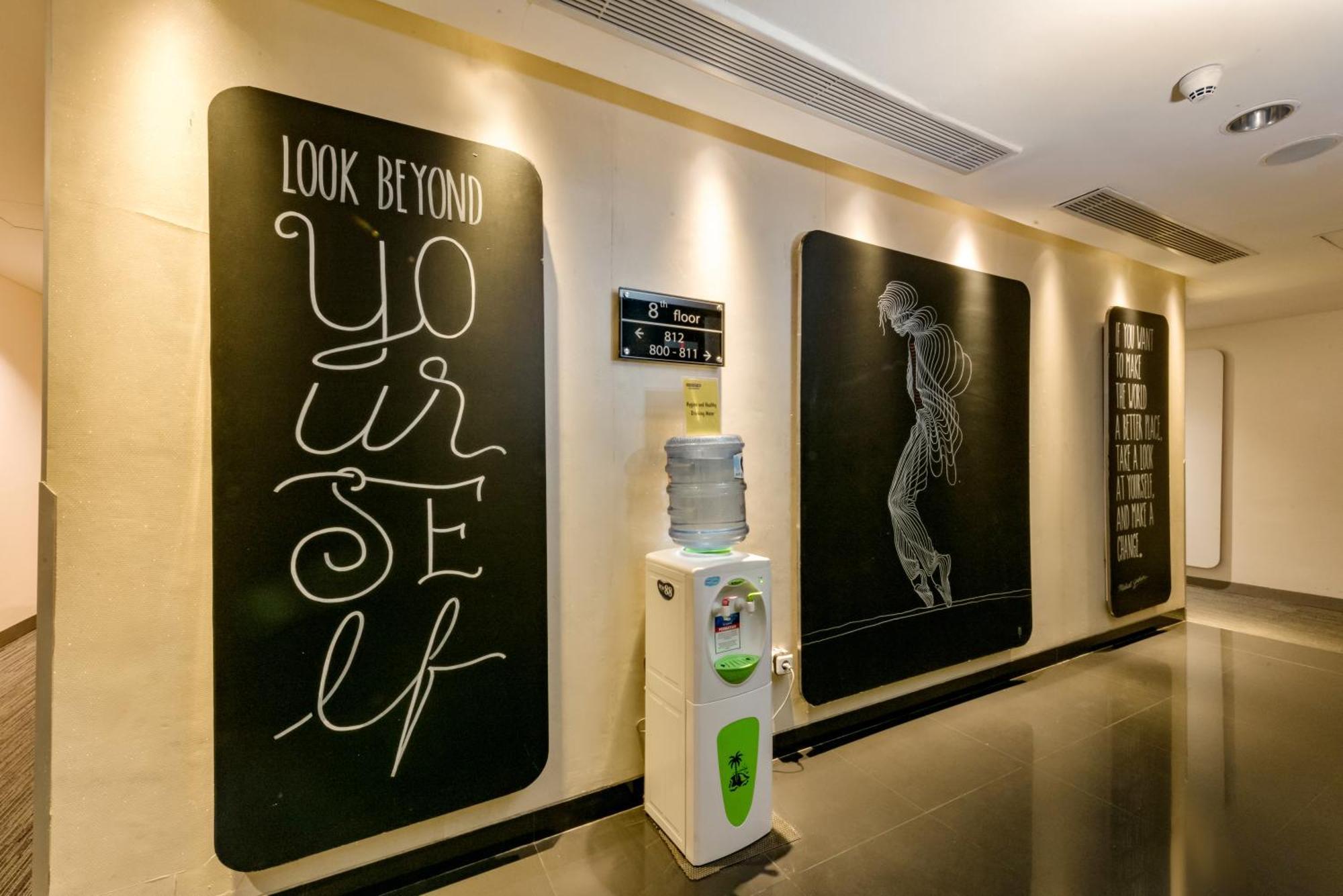 Maxone Premier Melawai Hotell Jakarta Exteriör bild