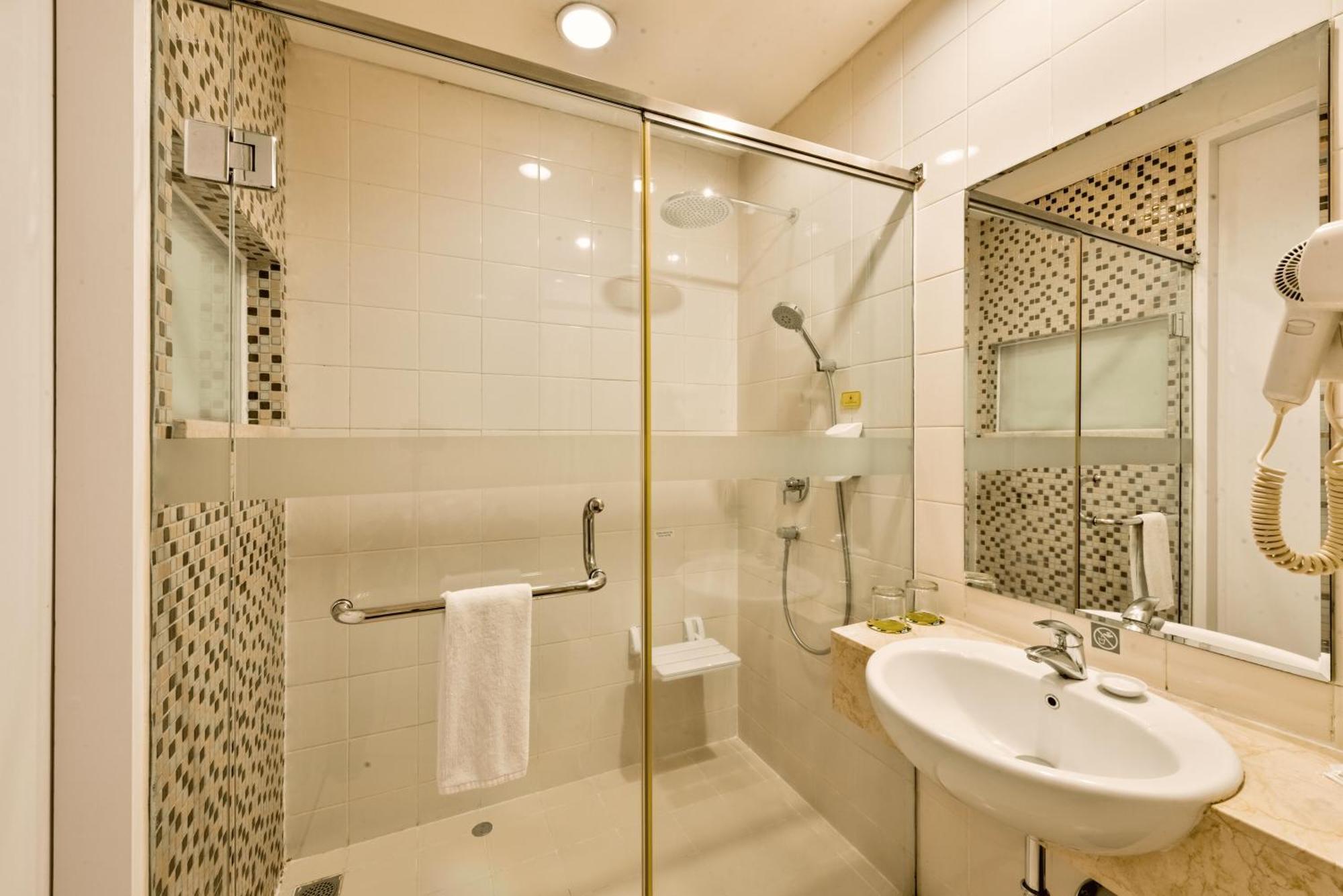 Maxone Premier Melawai Hotell Jakarta Exteriör bild