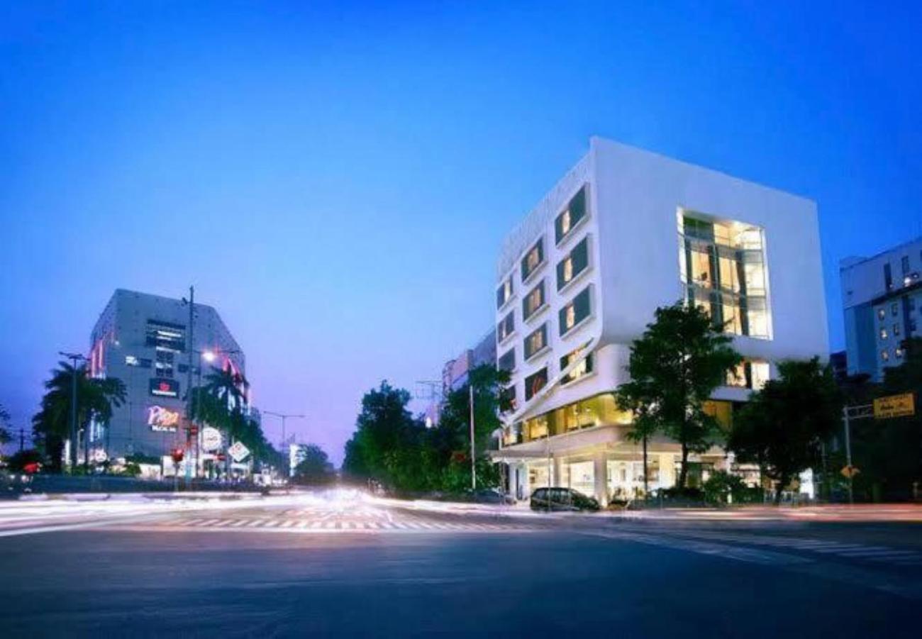 Maxone Premier Melawai Hotell Jakarta Exteriör bild